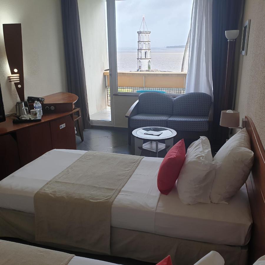 Hotel Des Roches Куру Екстер'єр фото